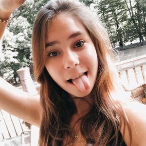 Meet your Posher, Ciara